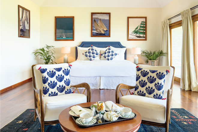Hillside Pool Suite - Bedroom