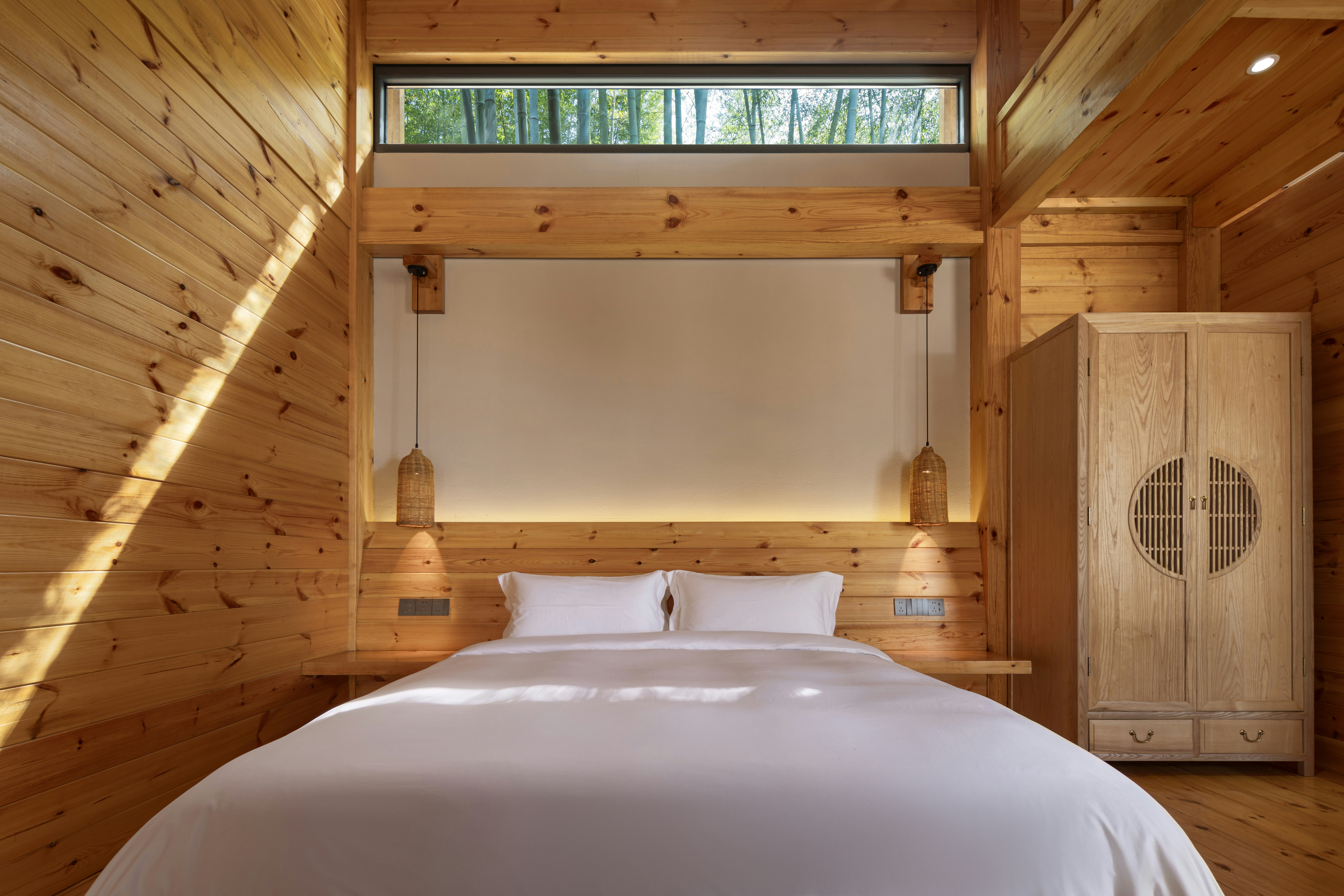 Garden View Log Cabin Suite