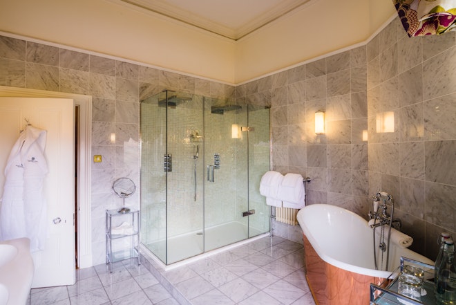 Bathroom Suite
