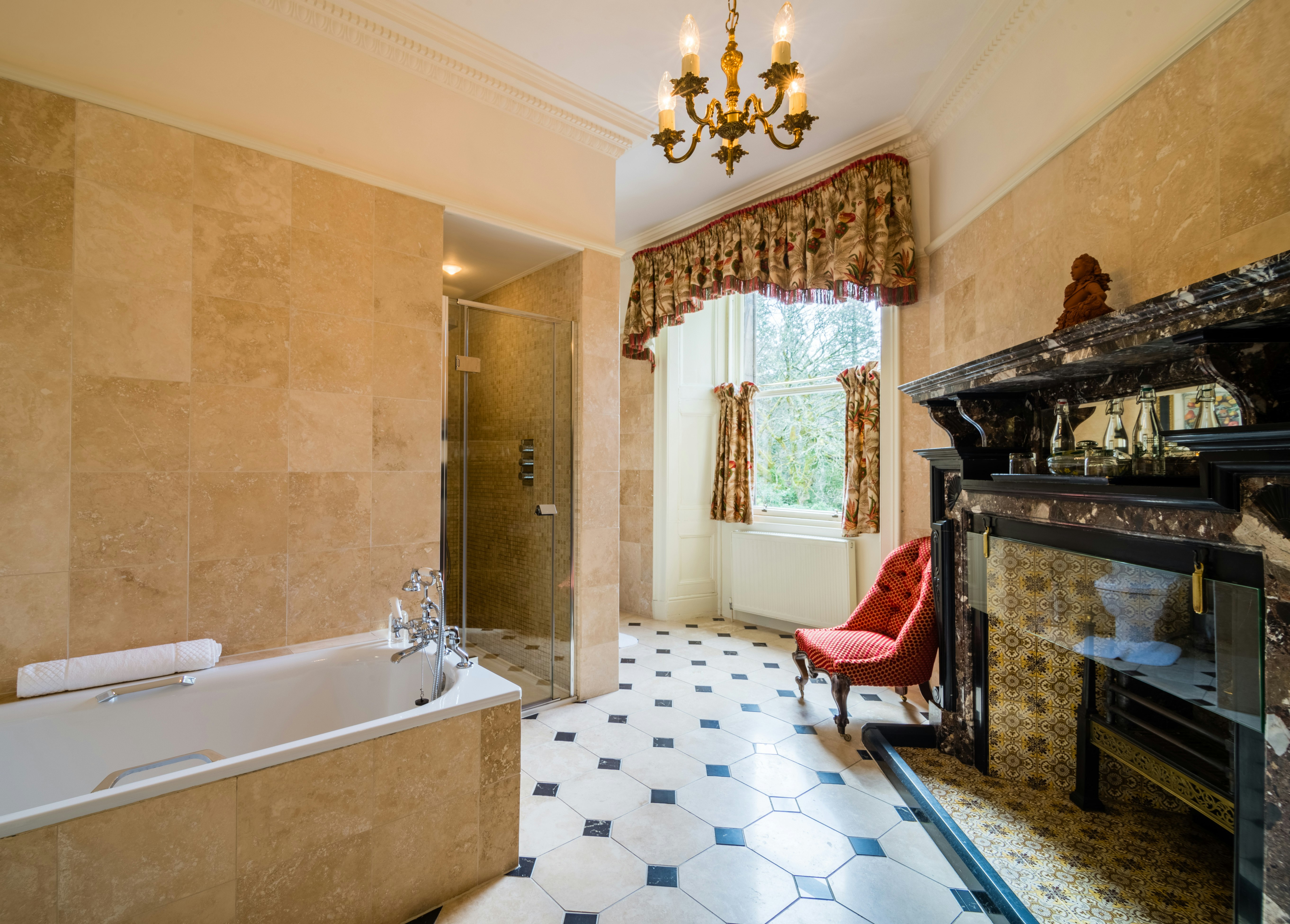 Large Double - Bathroom