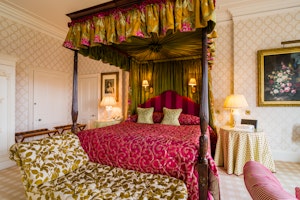 Queen Suite