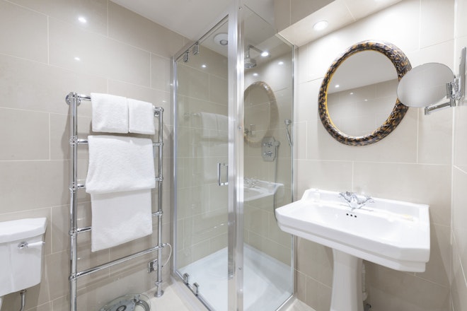 Standard Bathroom