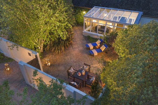 Garden/ Spa Suite