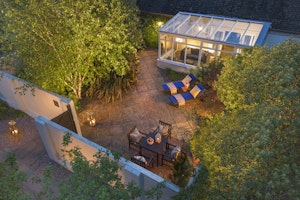 Garden/ Spa Suite