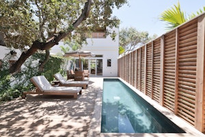 Beachfront Villa - Pool