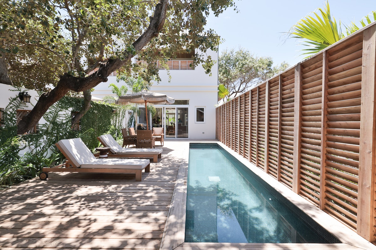 Beachfront Villa - Pool