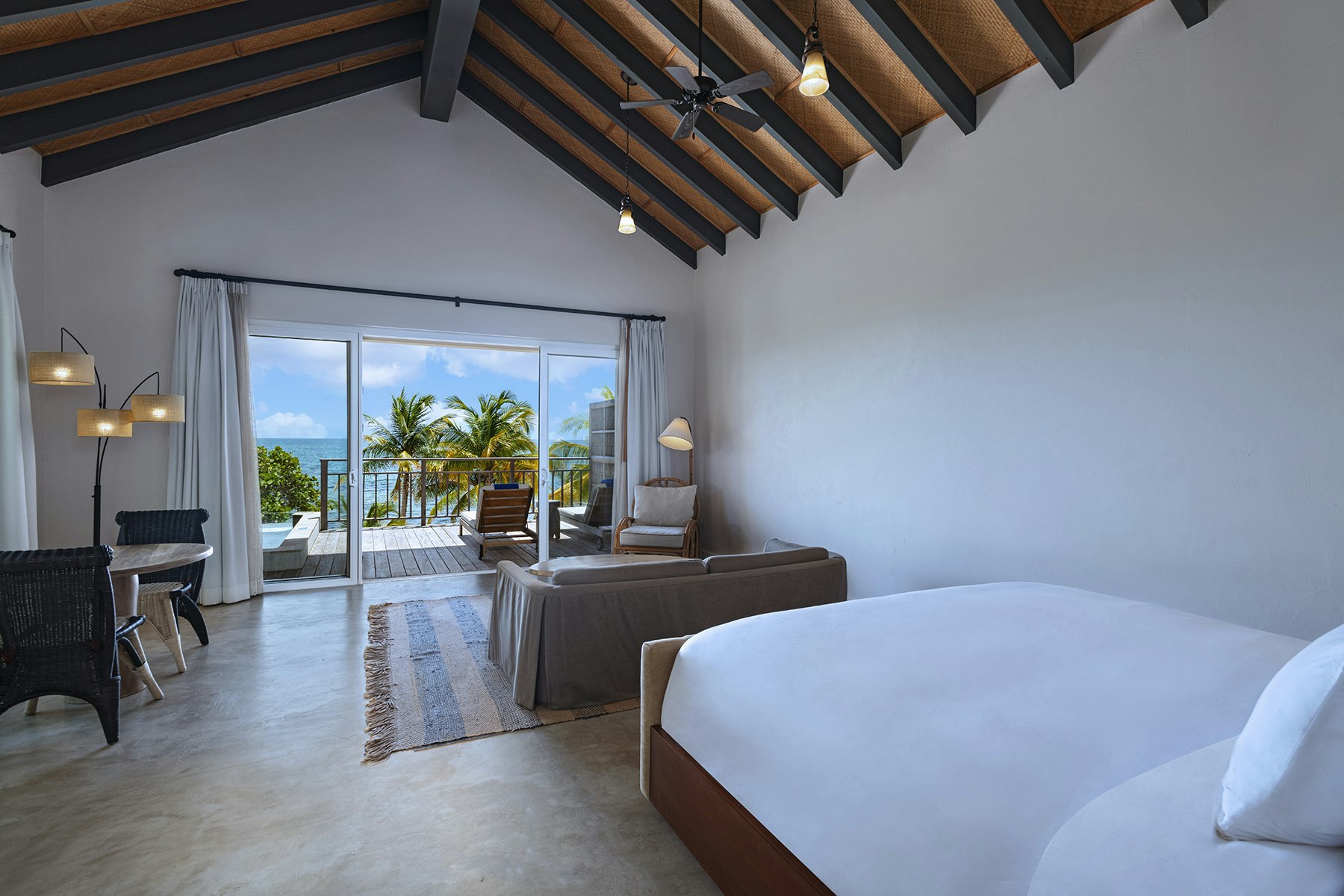 Beachfront Villa - Bedroom