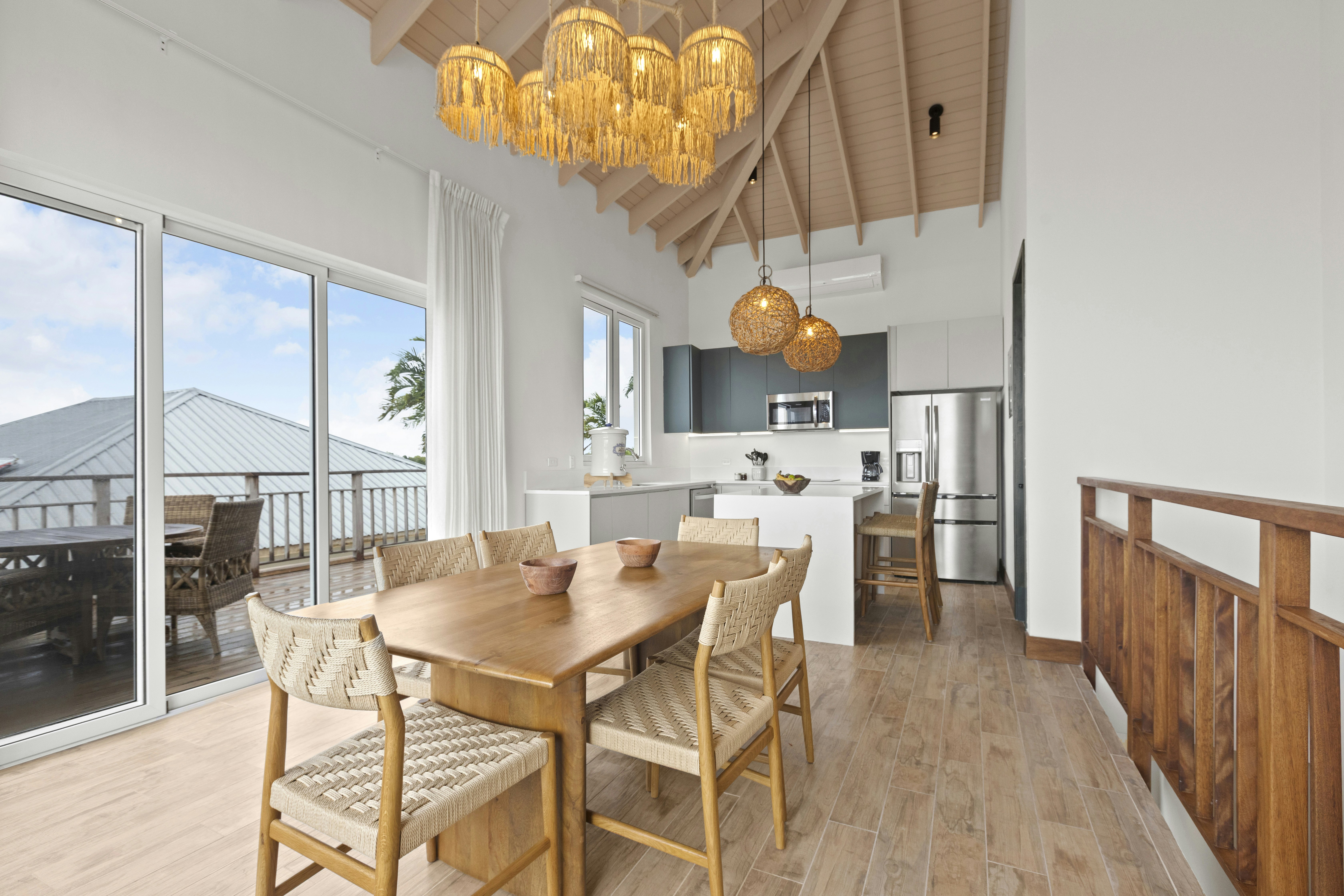 Marina Villa - Dining Area