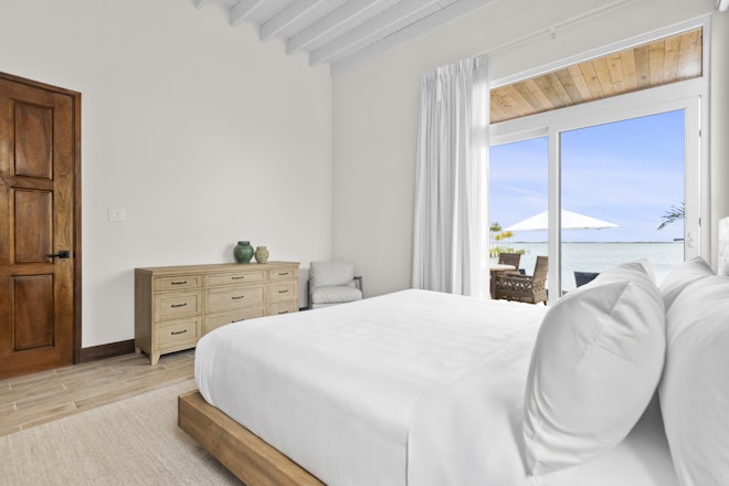 Marina Villa - Master Bedroom