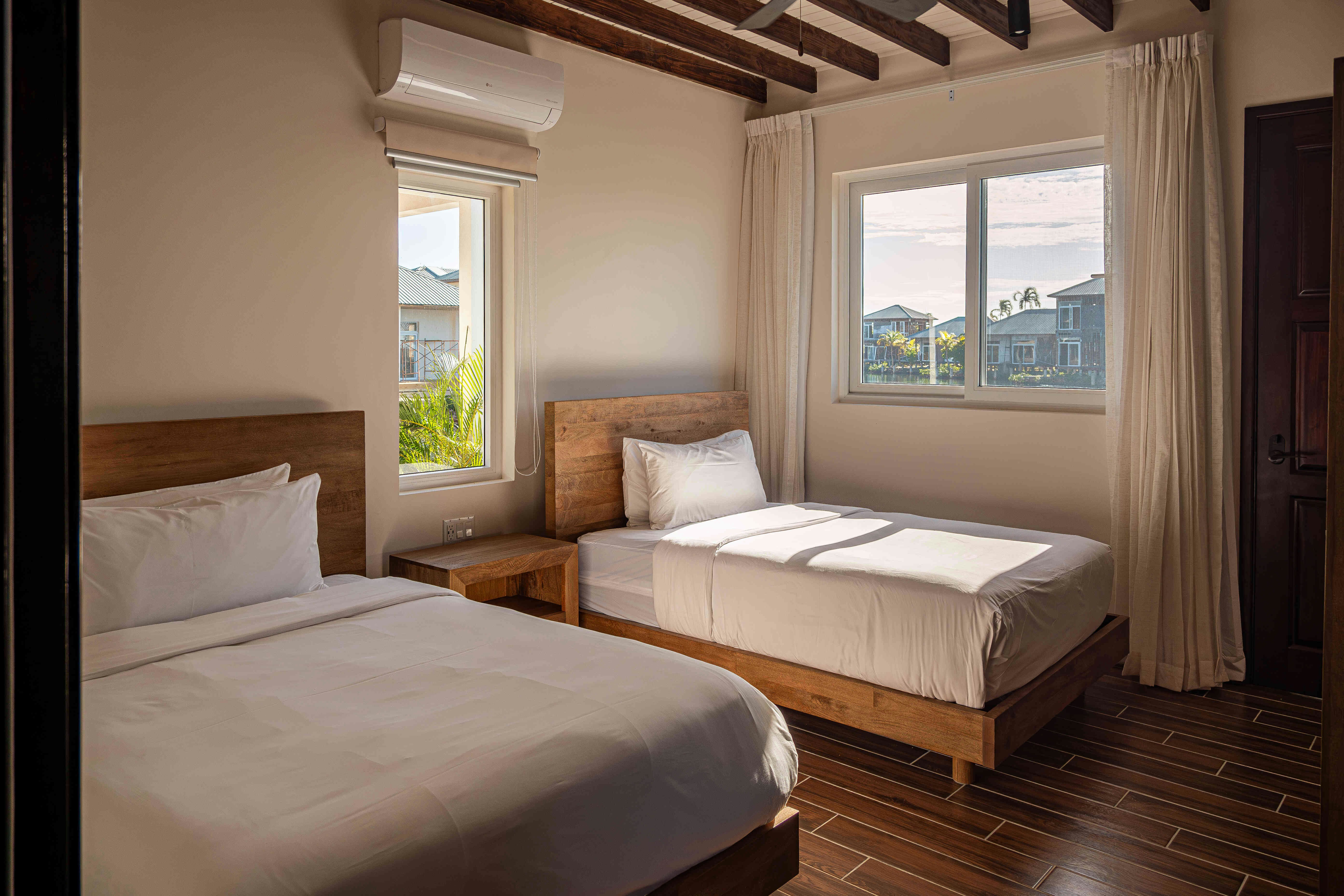 Marina Villa - Double Bedroom