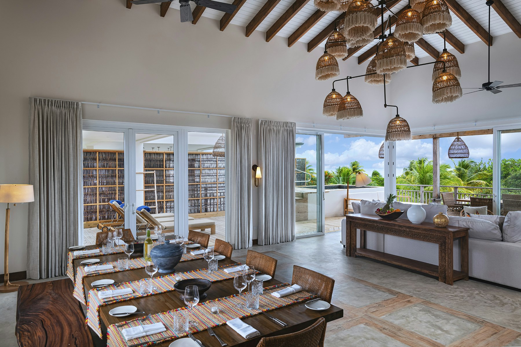 Sea View - 3 Bedroom Penthouse - Living Area