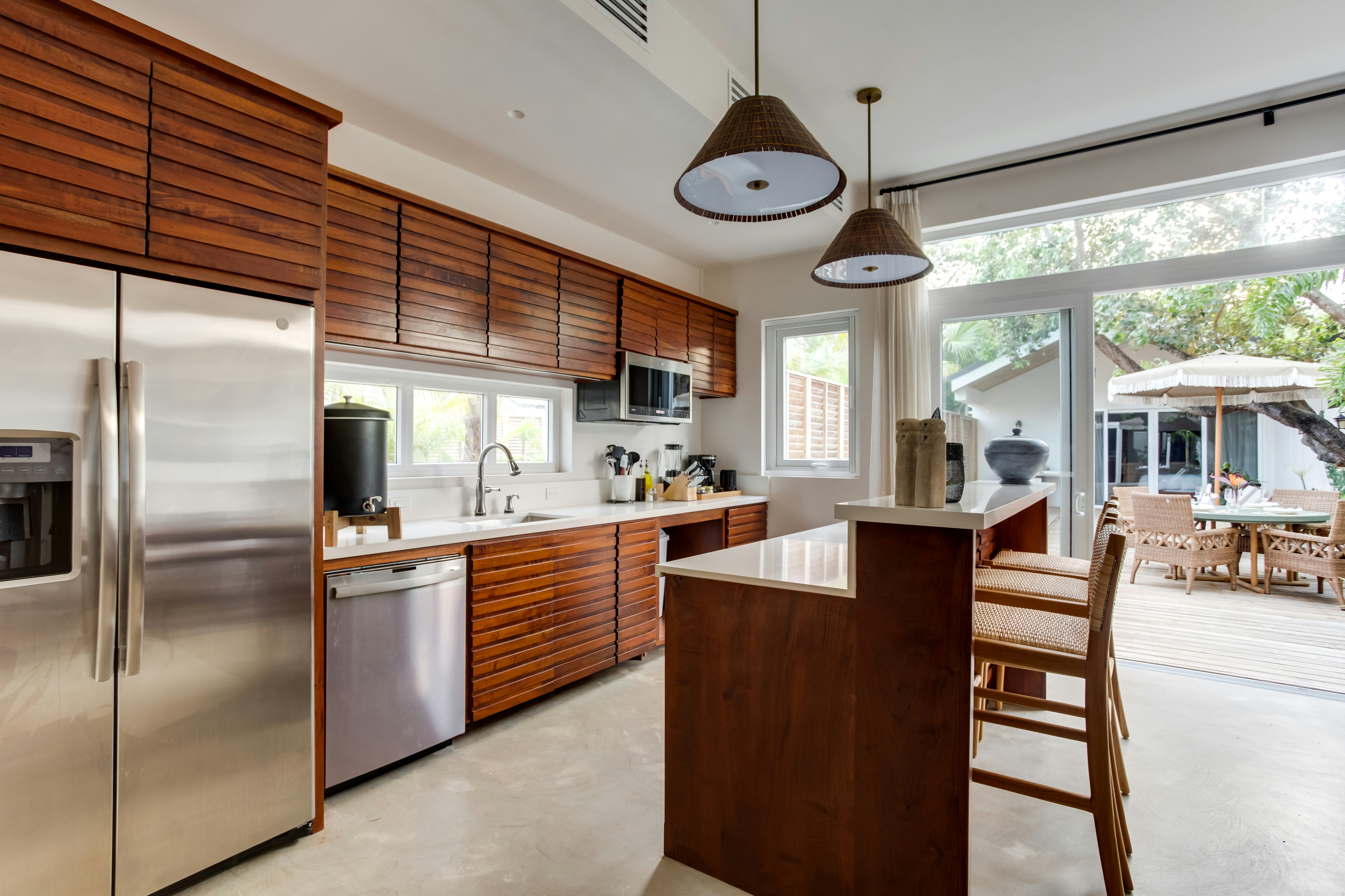 Two Bedroom Beachfront Villa - Kitchen