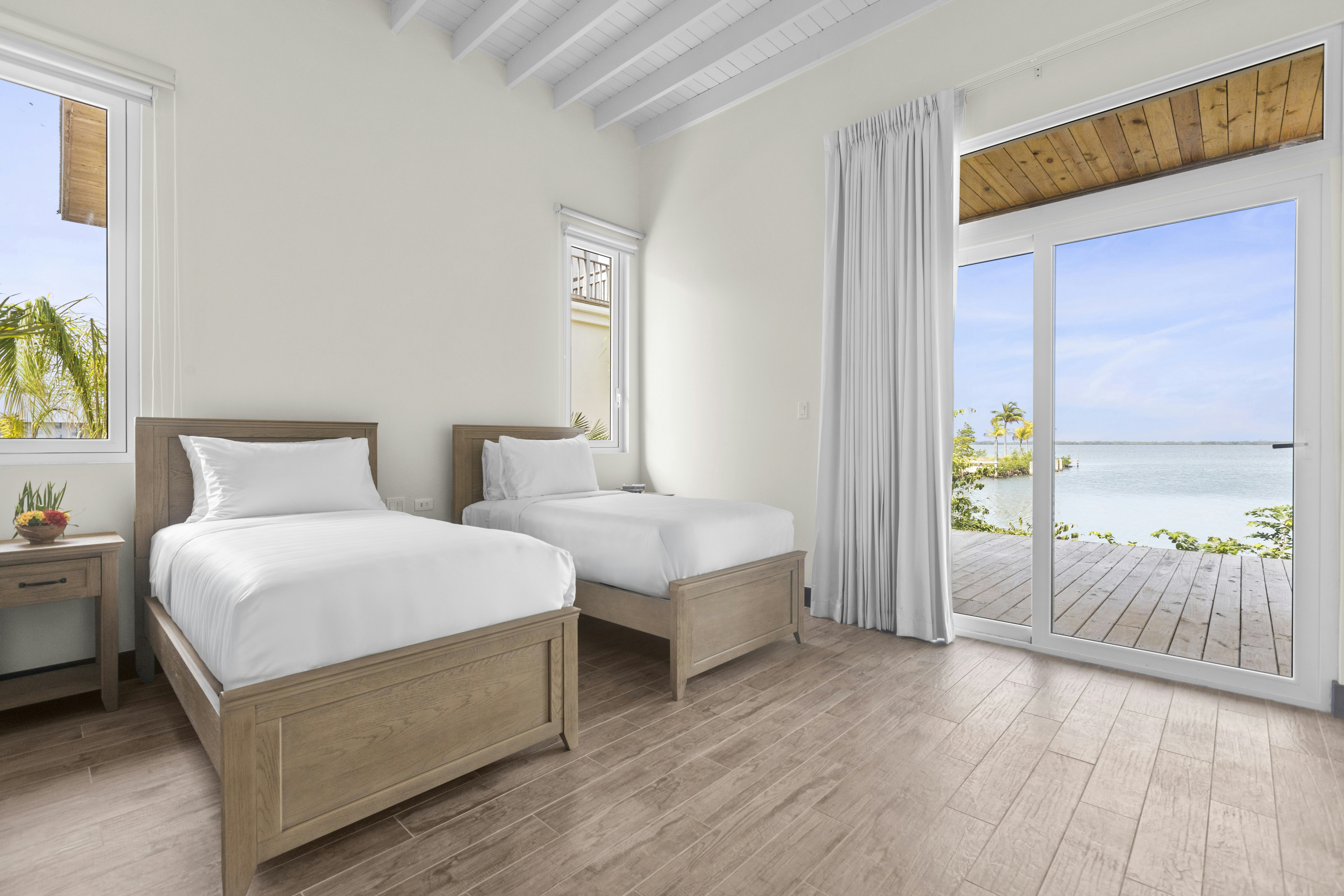 Marina Villa - Double Bedroom