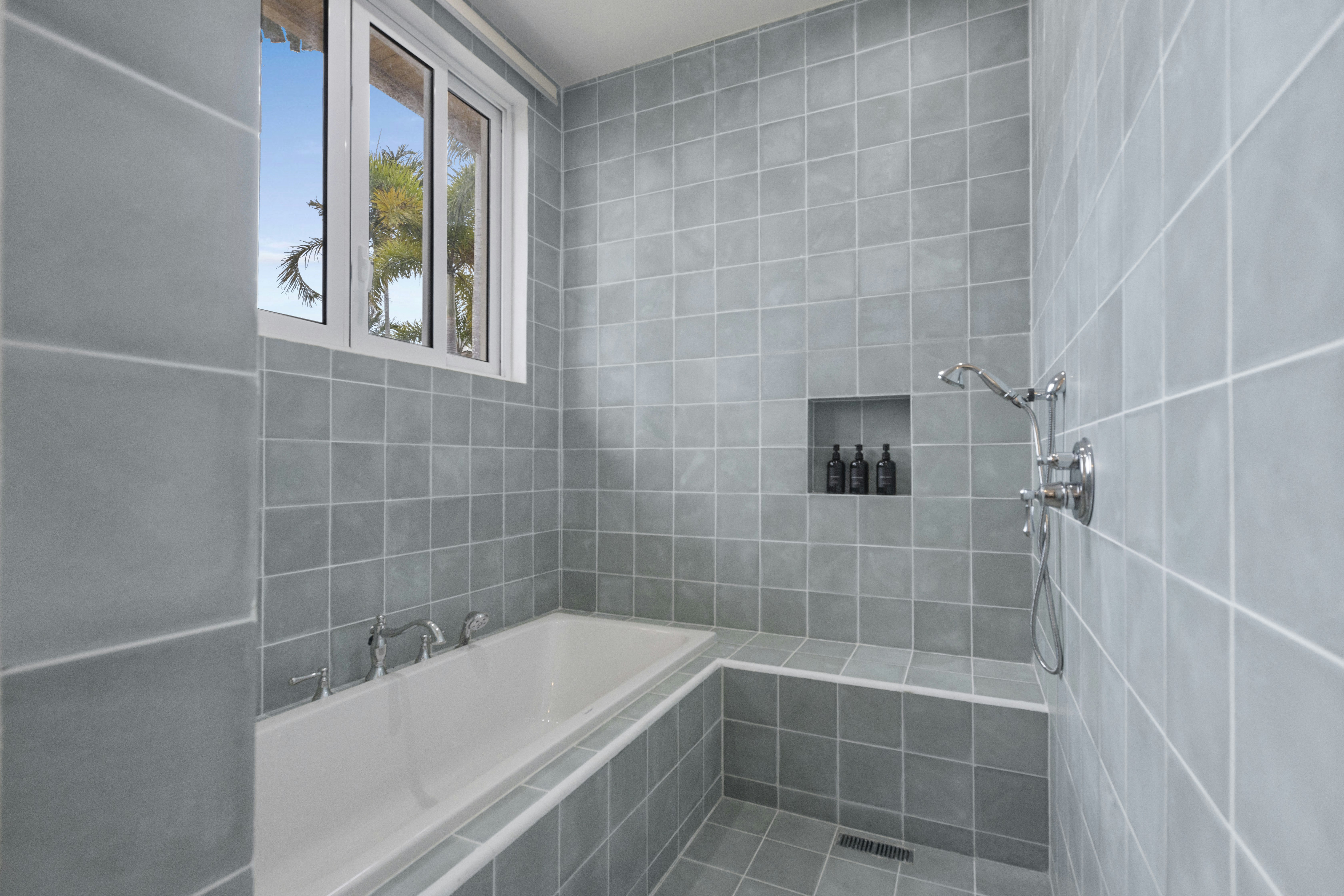 Marina Villa - Bathtub