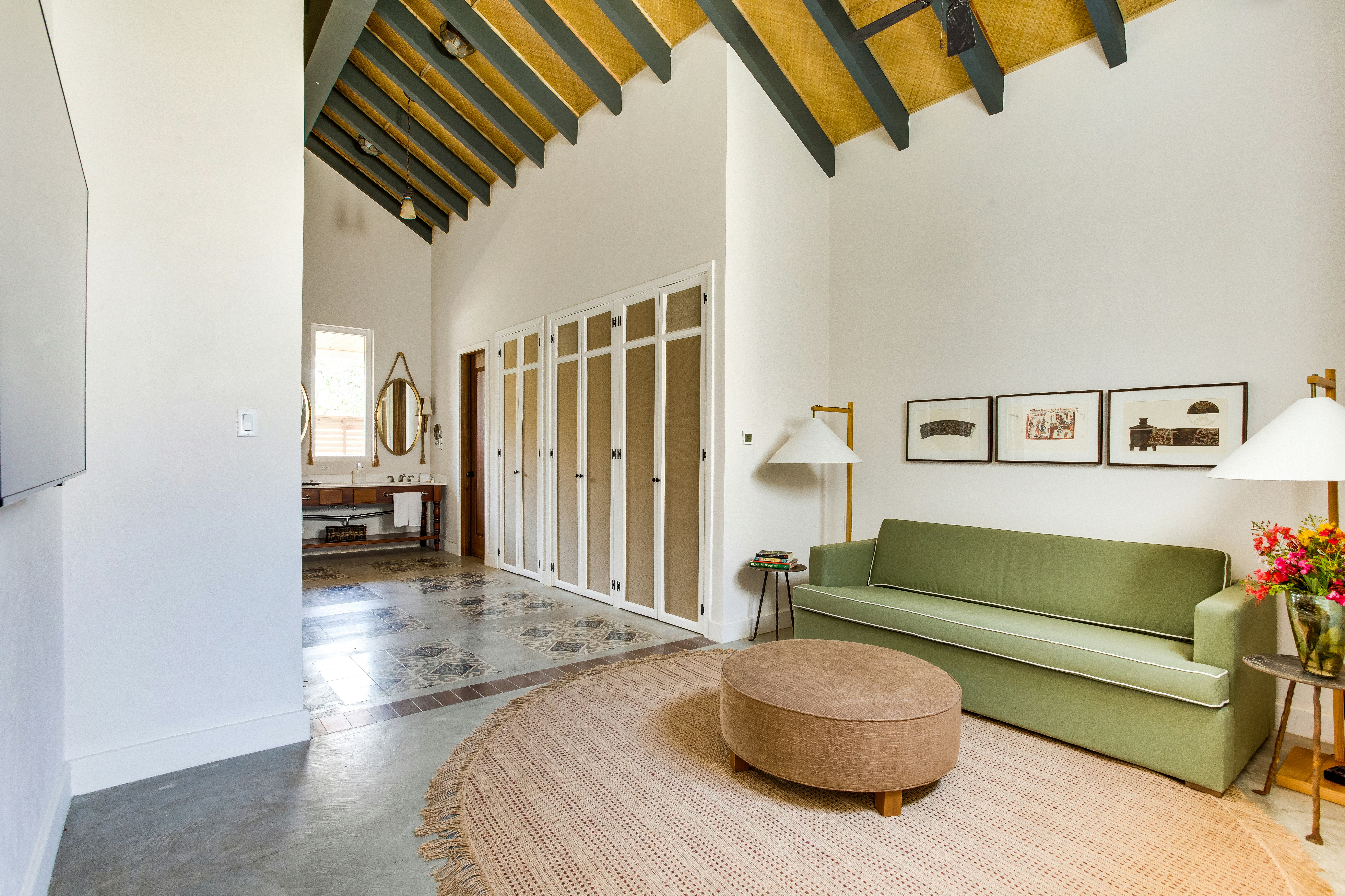 One Bedroom Oceanfront Villa - Seating Nook