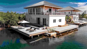 Marina Villa - Exterior