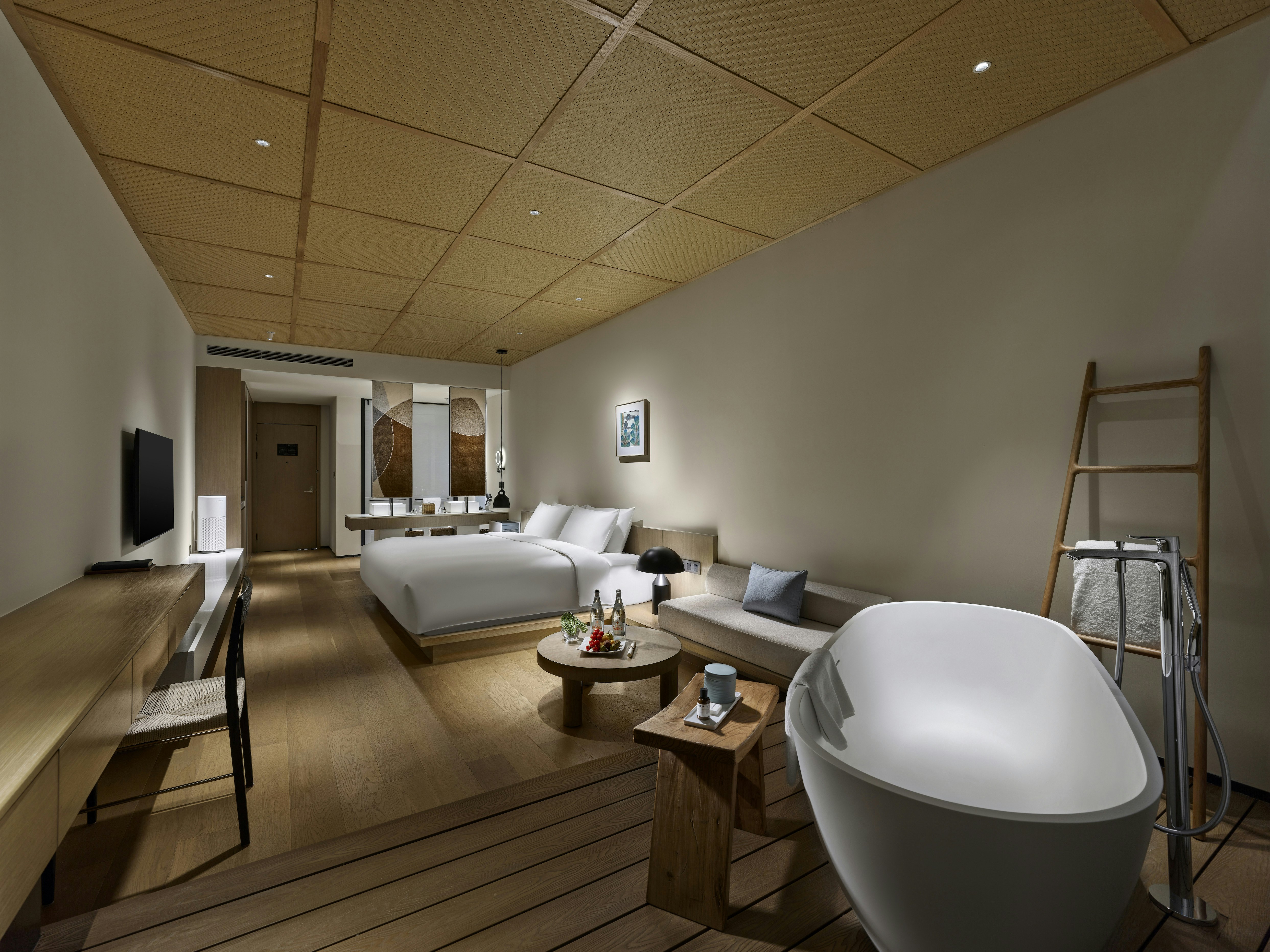 Desert View Room King Bed