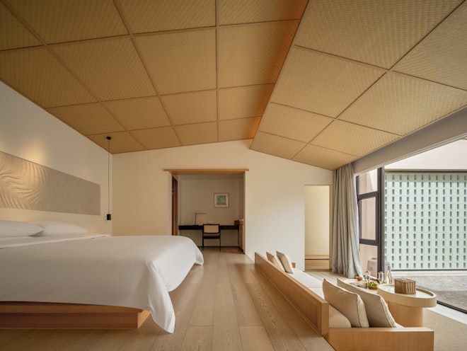Courtyard Suite