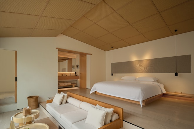Courtyard Suite