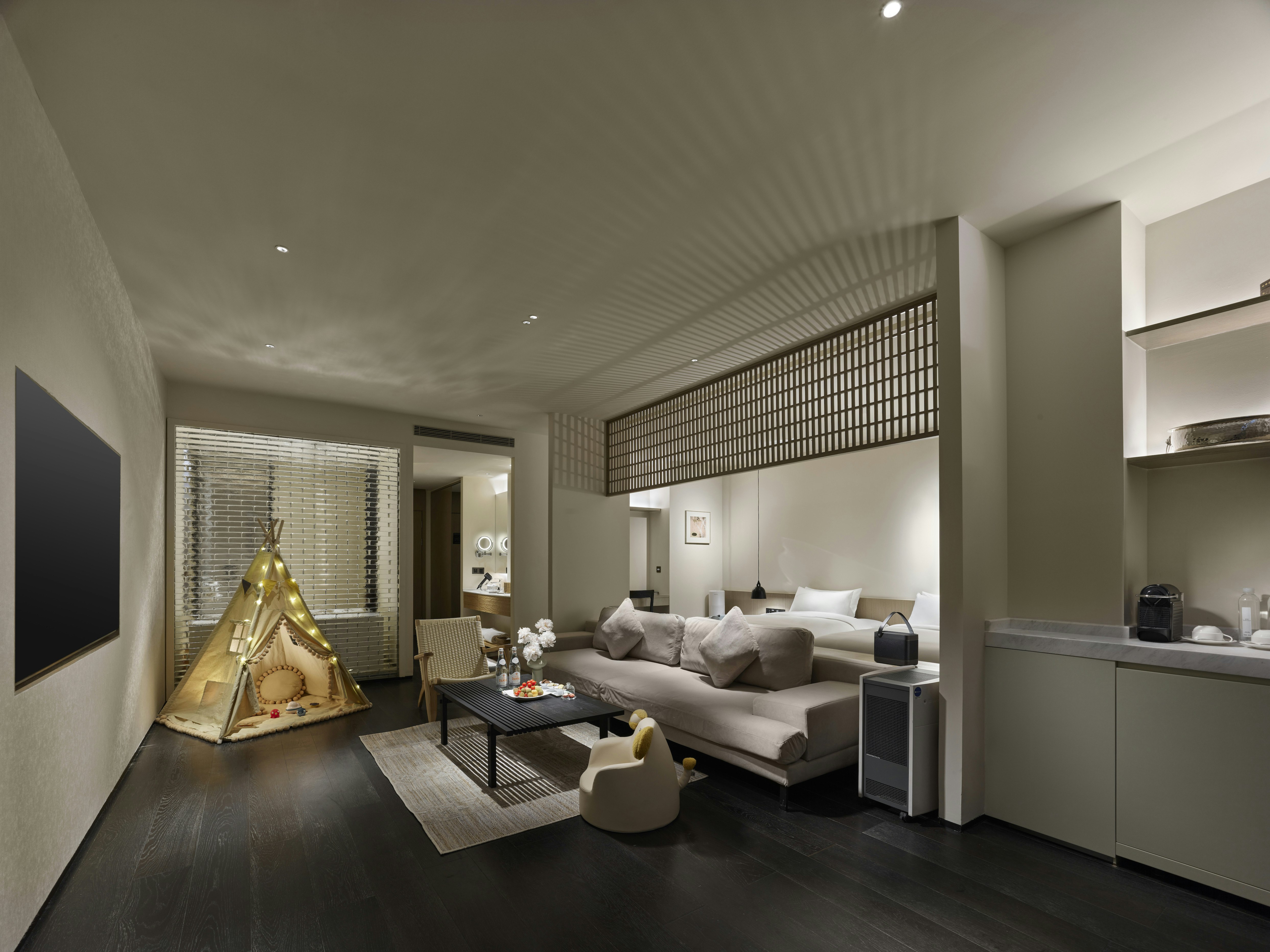 Family Suite Living Room