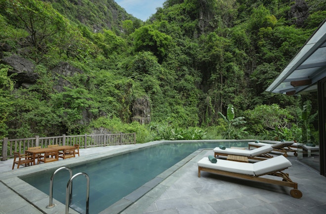 Jiva Hoa Lu House - Swimming Pool