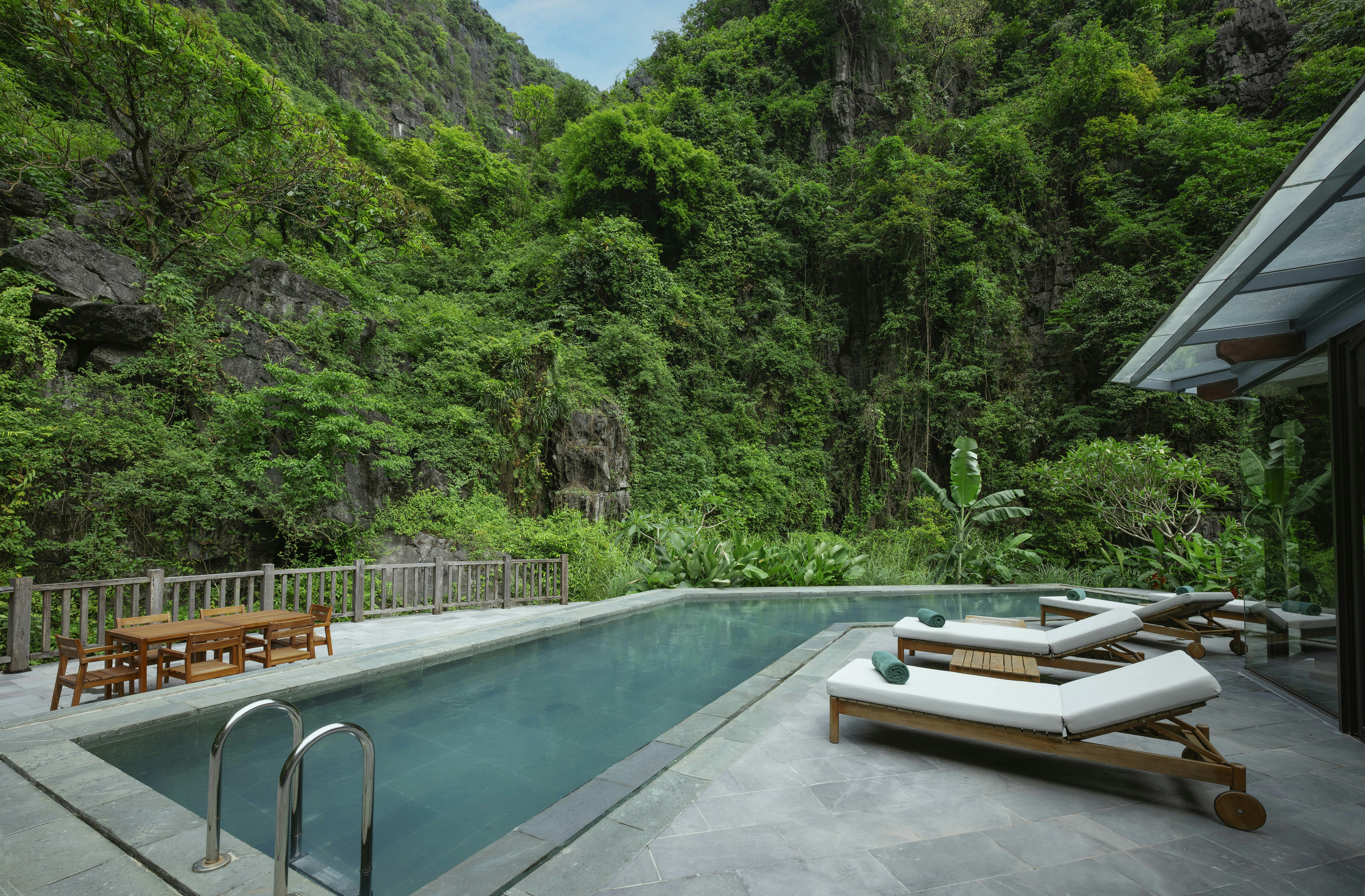 Jiva Hoa Lu House - Swimming Pool