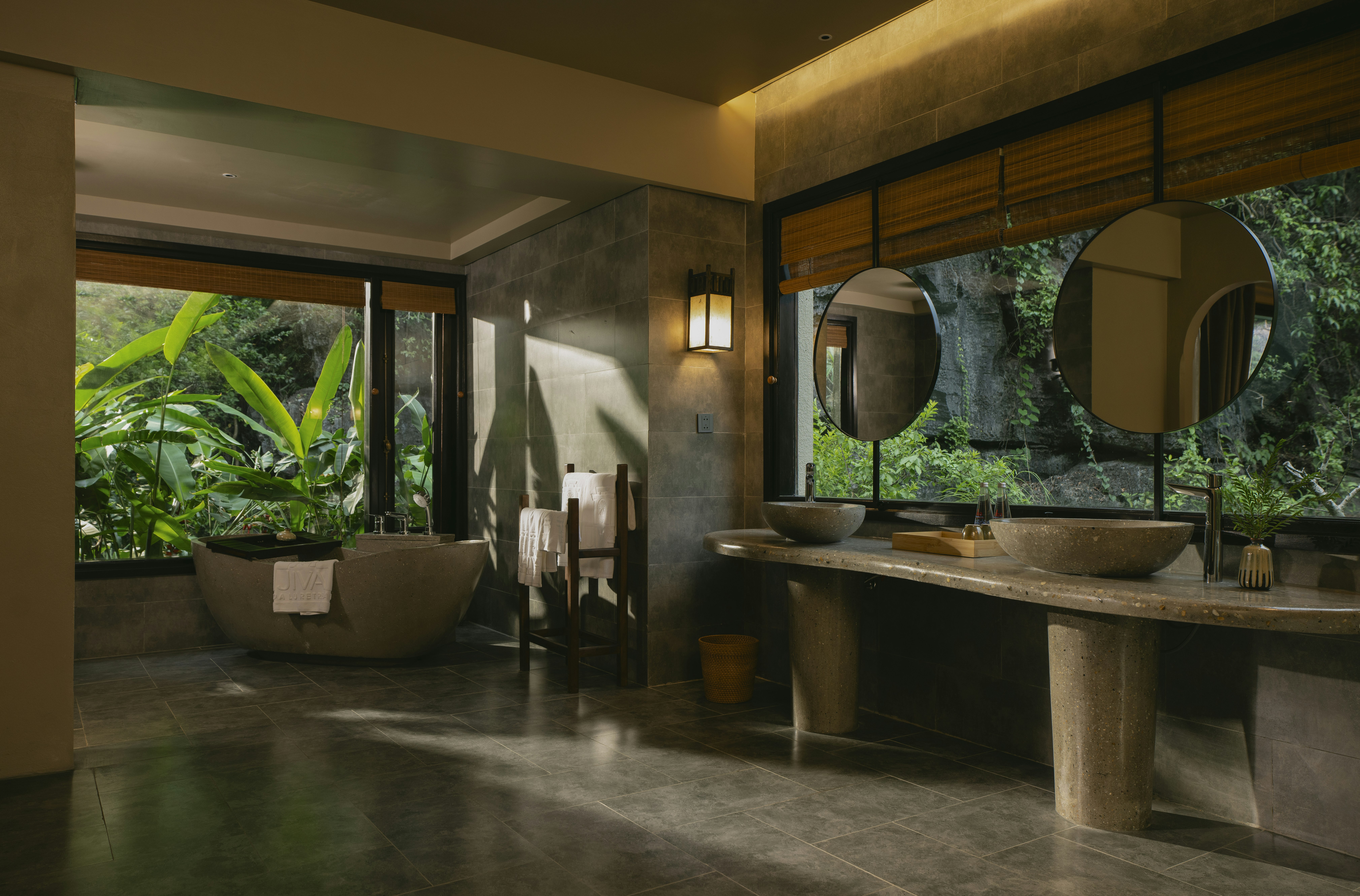 Jiva Hoa Lu House - Bathroom