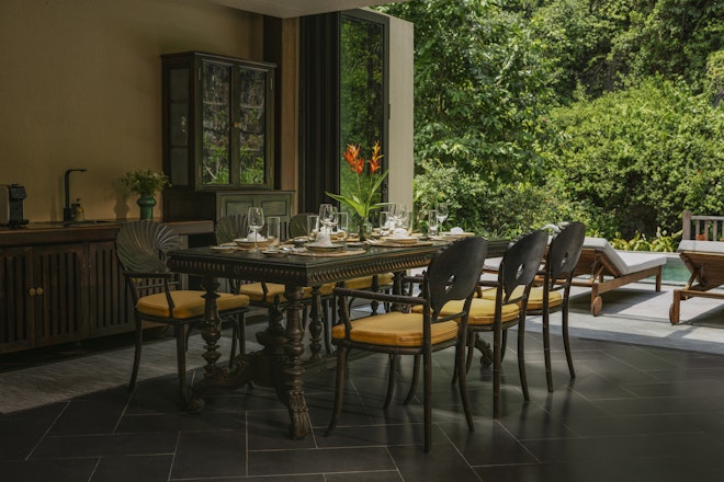 Jiva Hoa Lu House - Dining Area