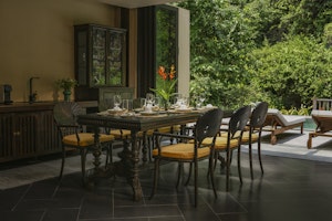 Jiva Hoa Lu House - Dining Area