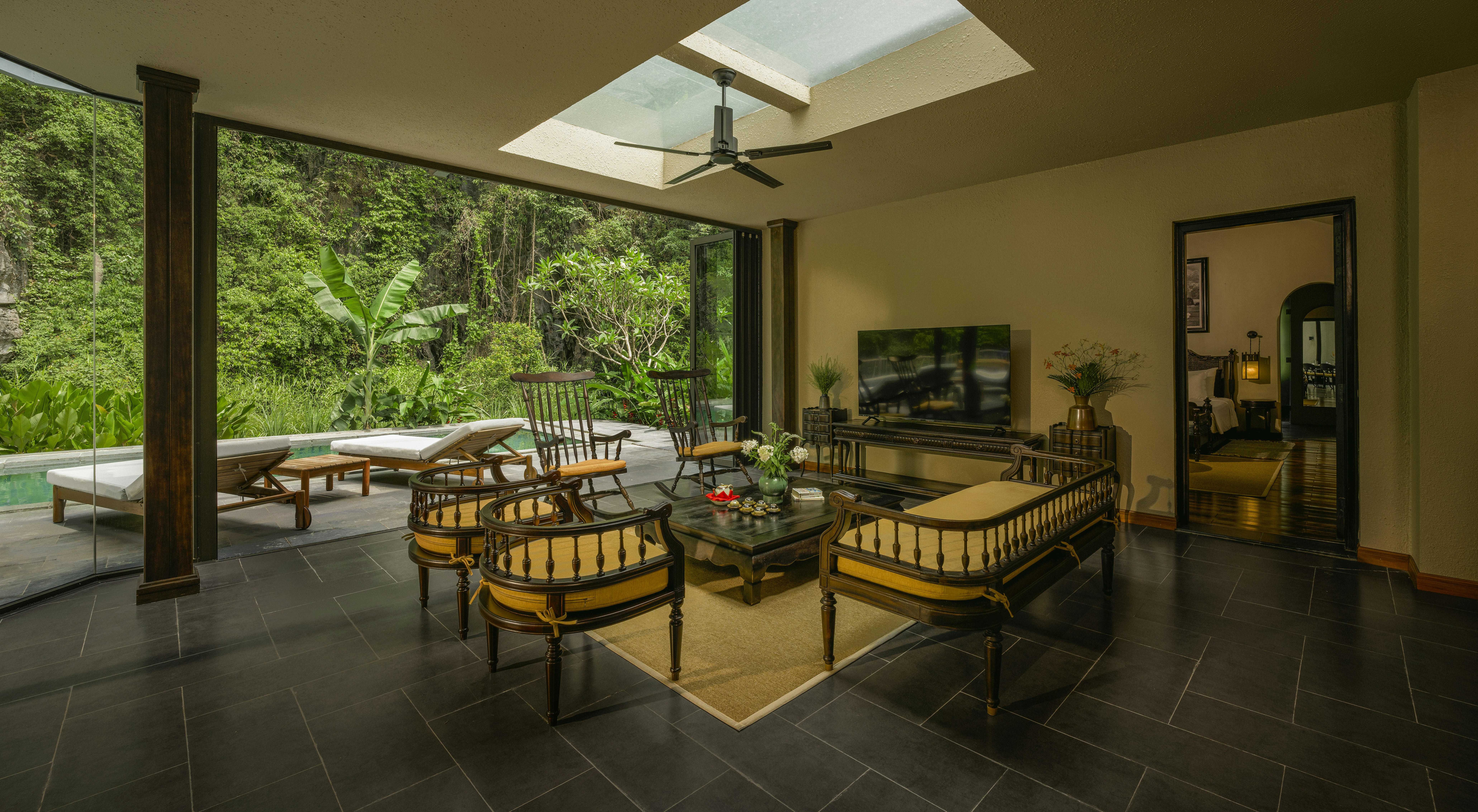 Jiva Hoa Lu House - Living Room