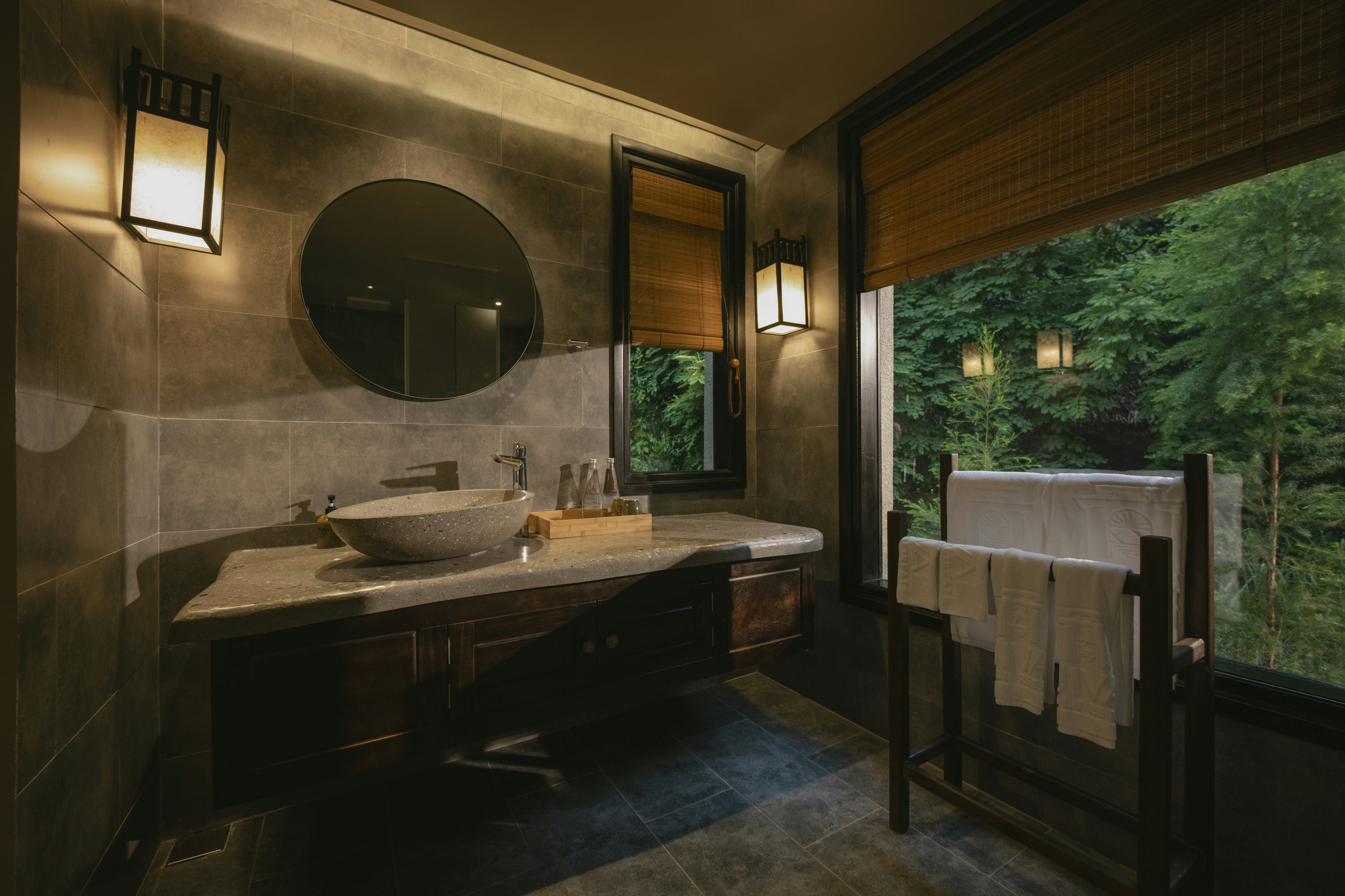 Jiva Hoa Lu House - Bathroom