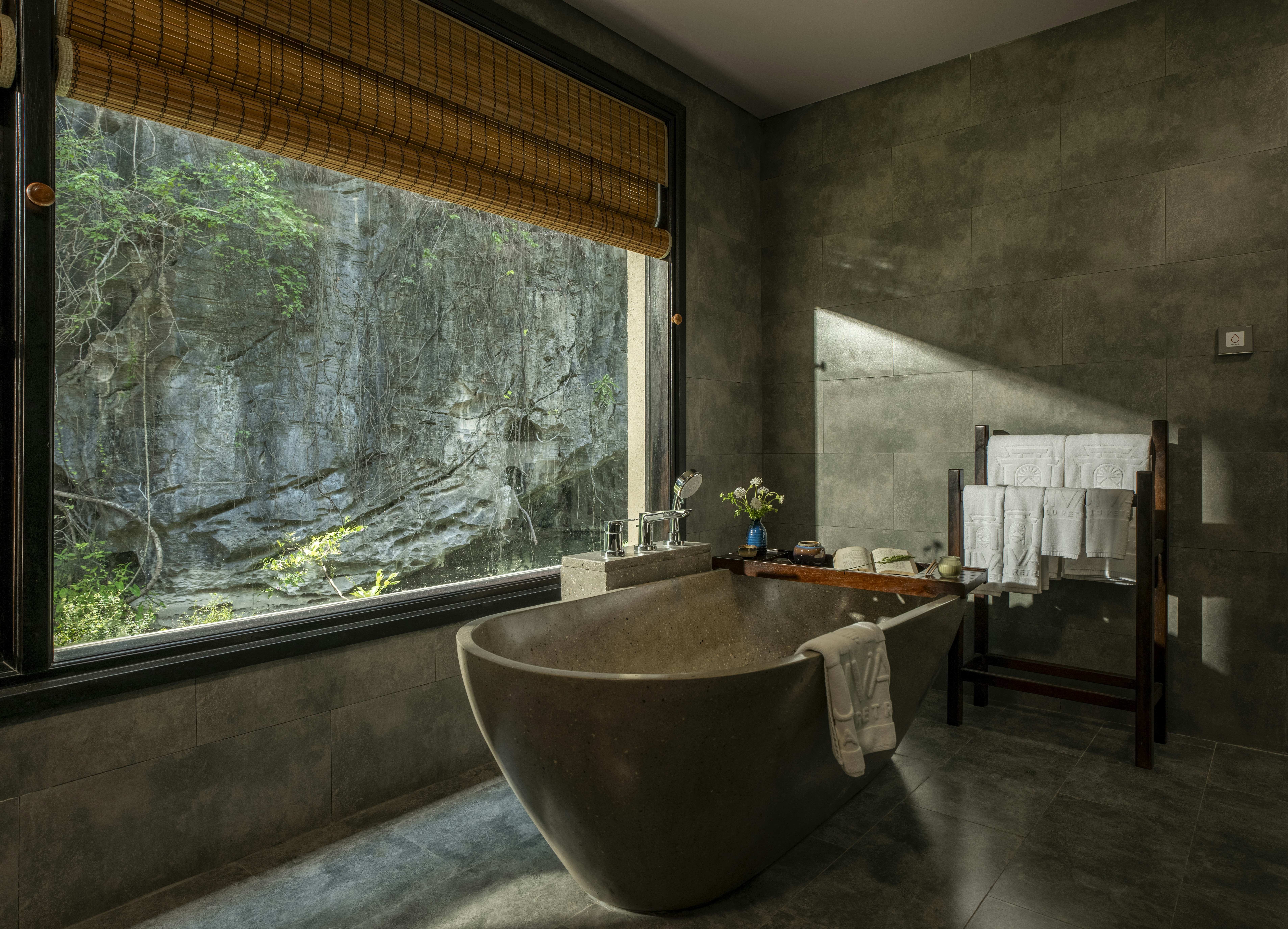 Nature Suite - Bathroom