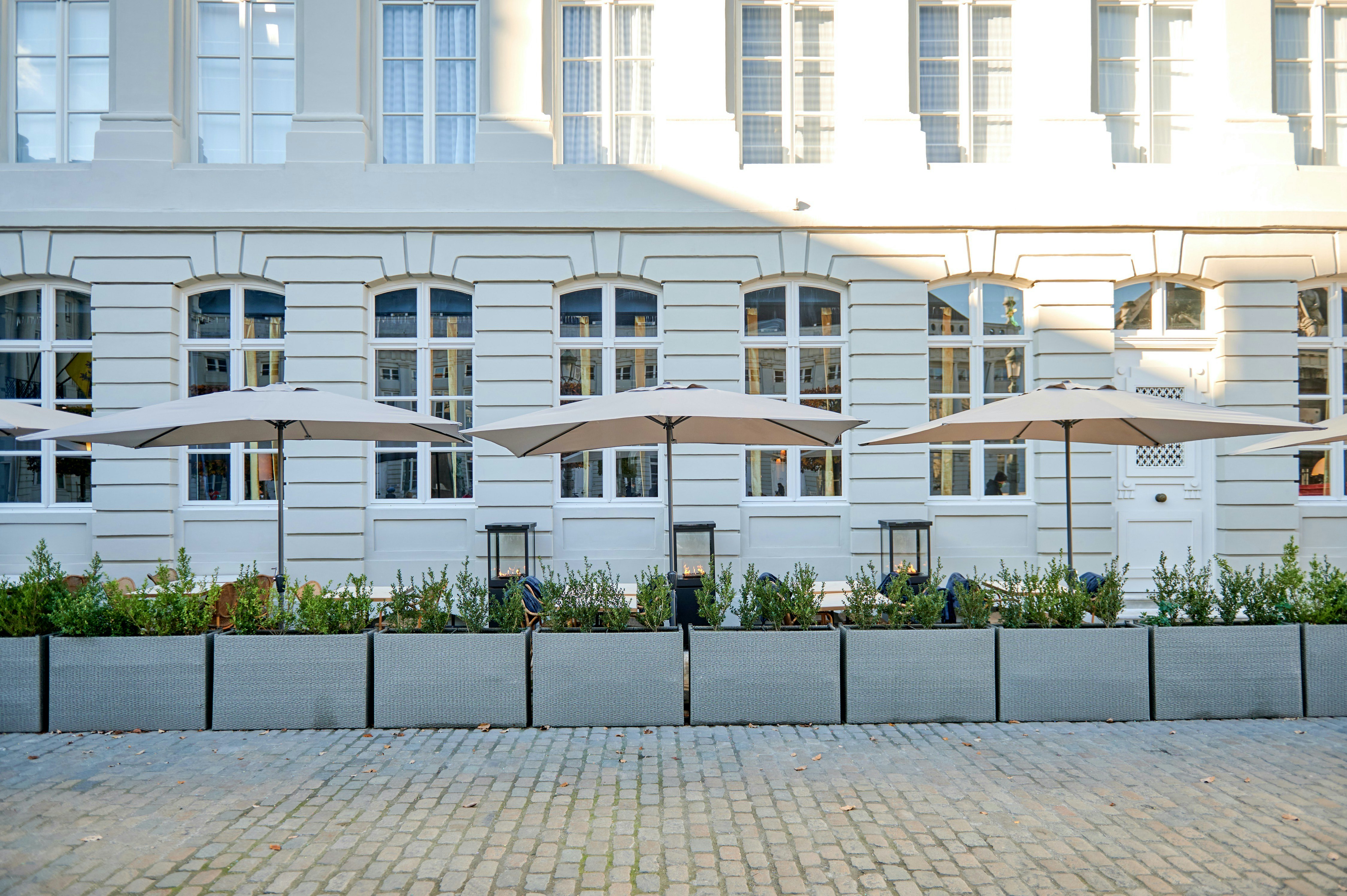 Juliana Restaurant Terrace