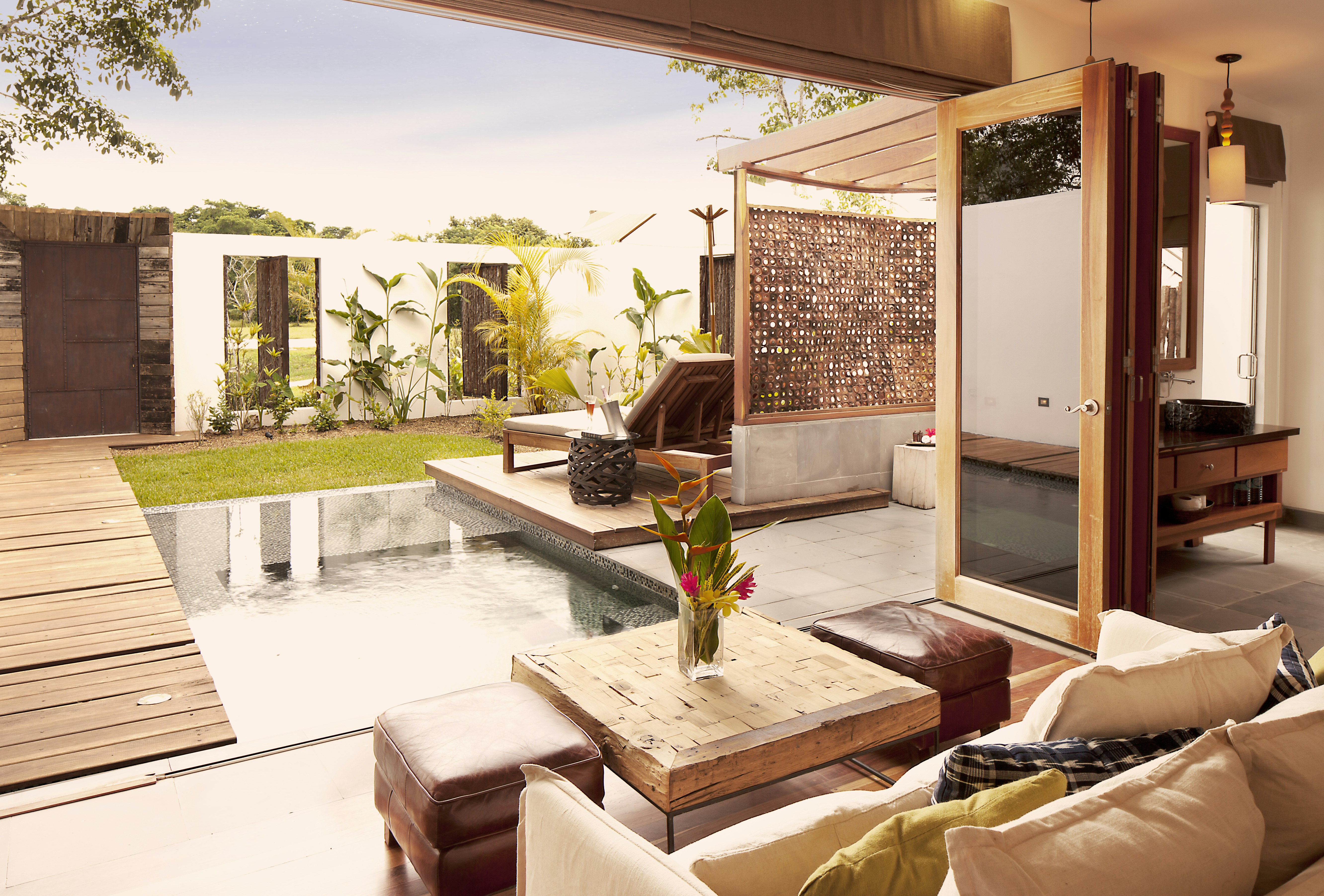 One Bedroom Pool Villa - Pool & Deck