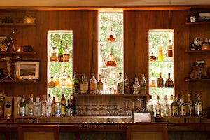 Freize Lounge