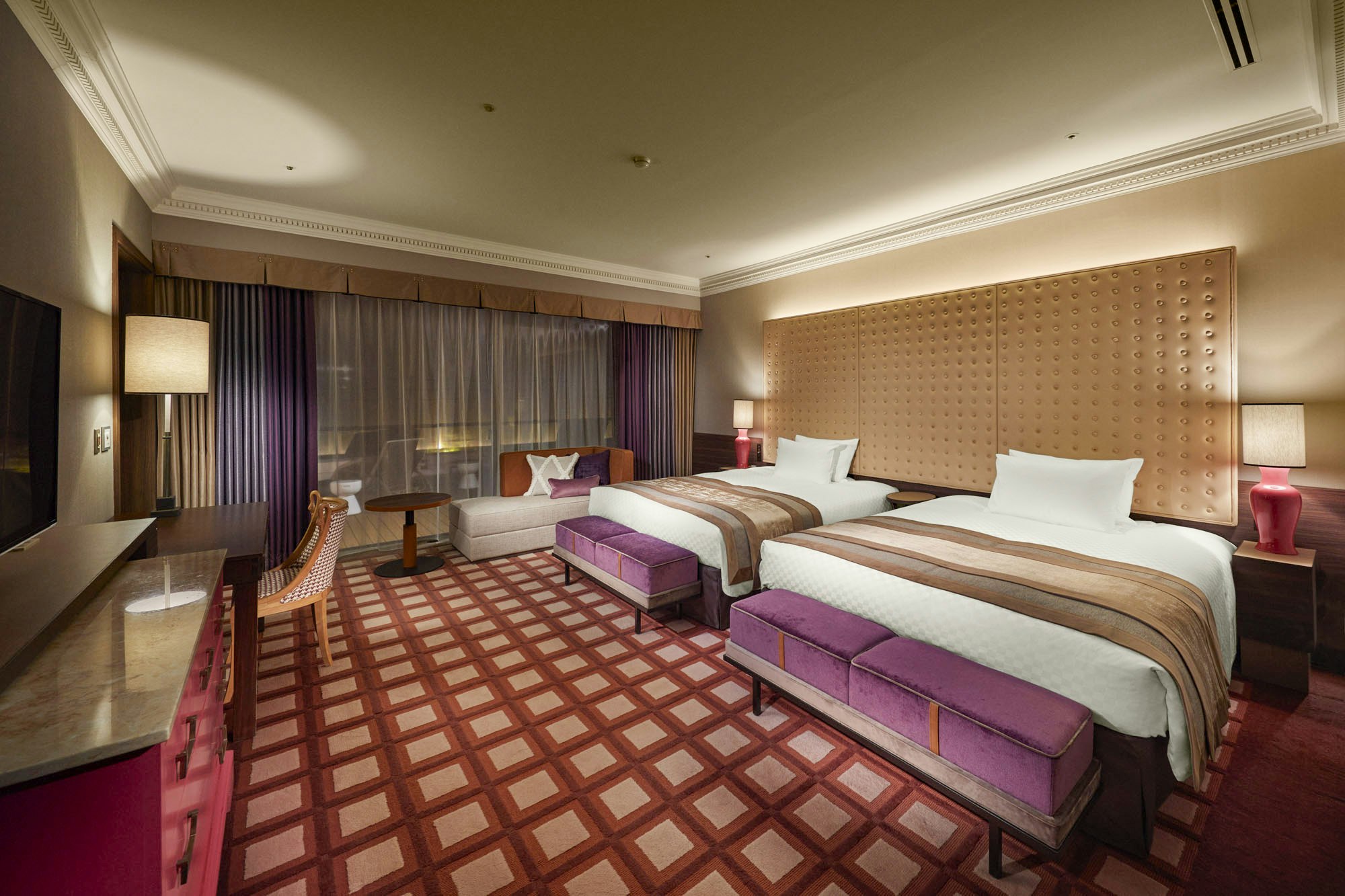 Main Building Ocean View Imperial Suite - Bedroom