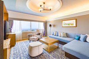 Ocean View Suite - Living Area