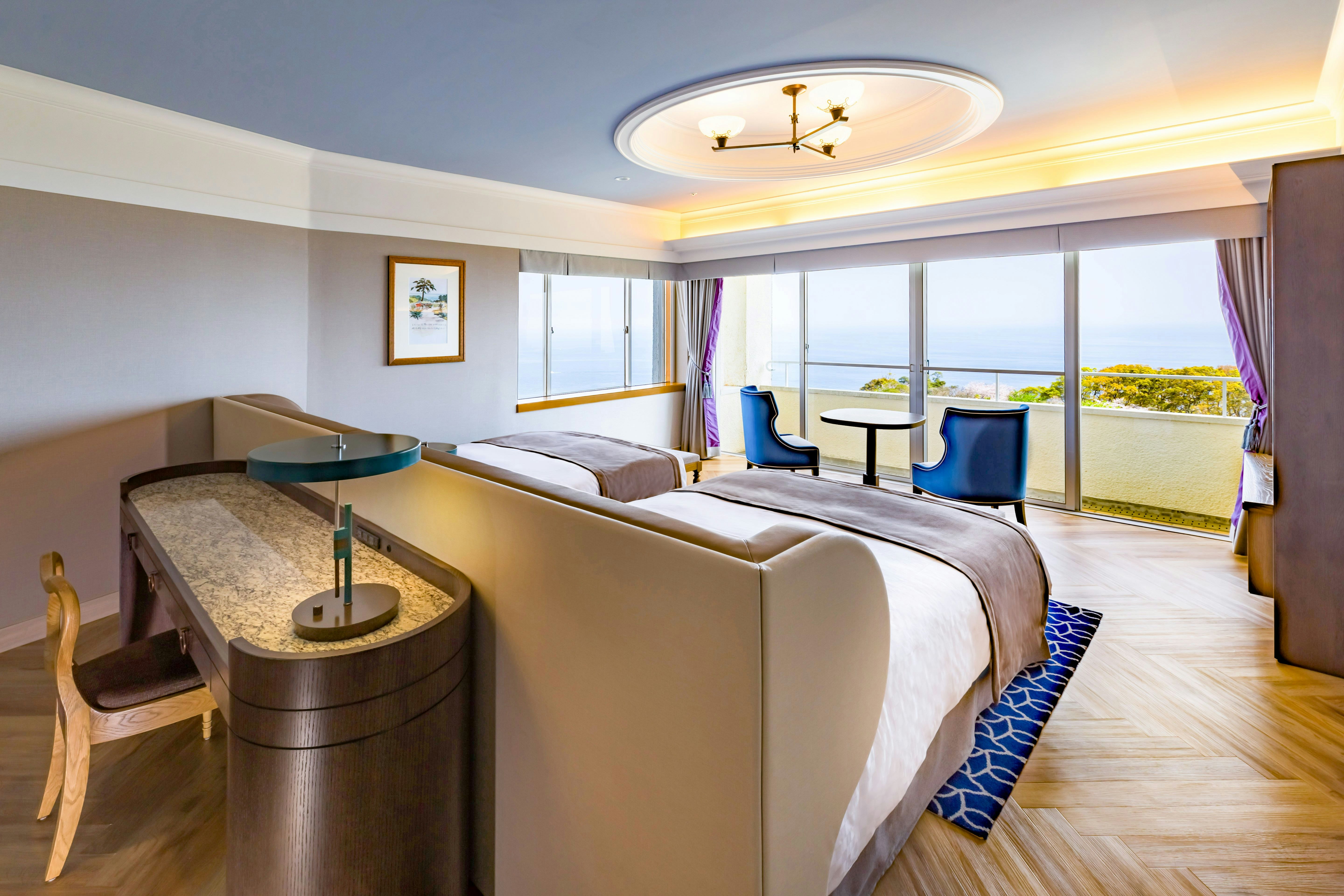 Ocean View Suite - Bedroom