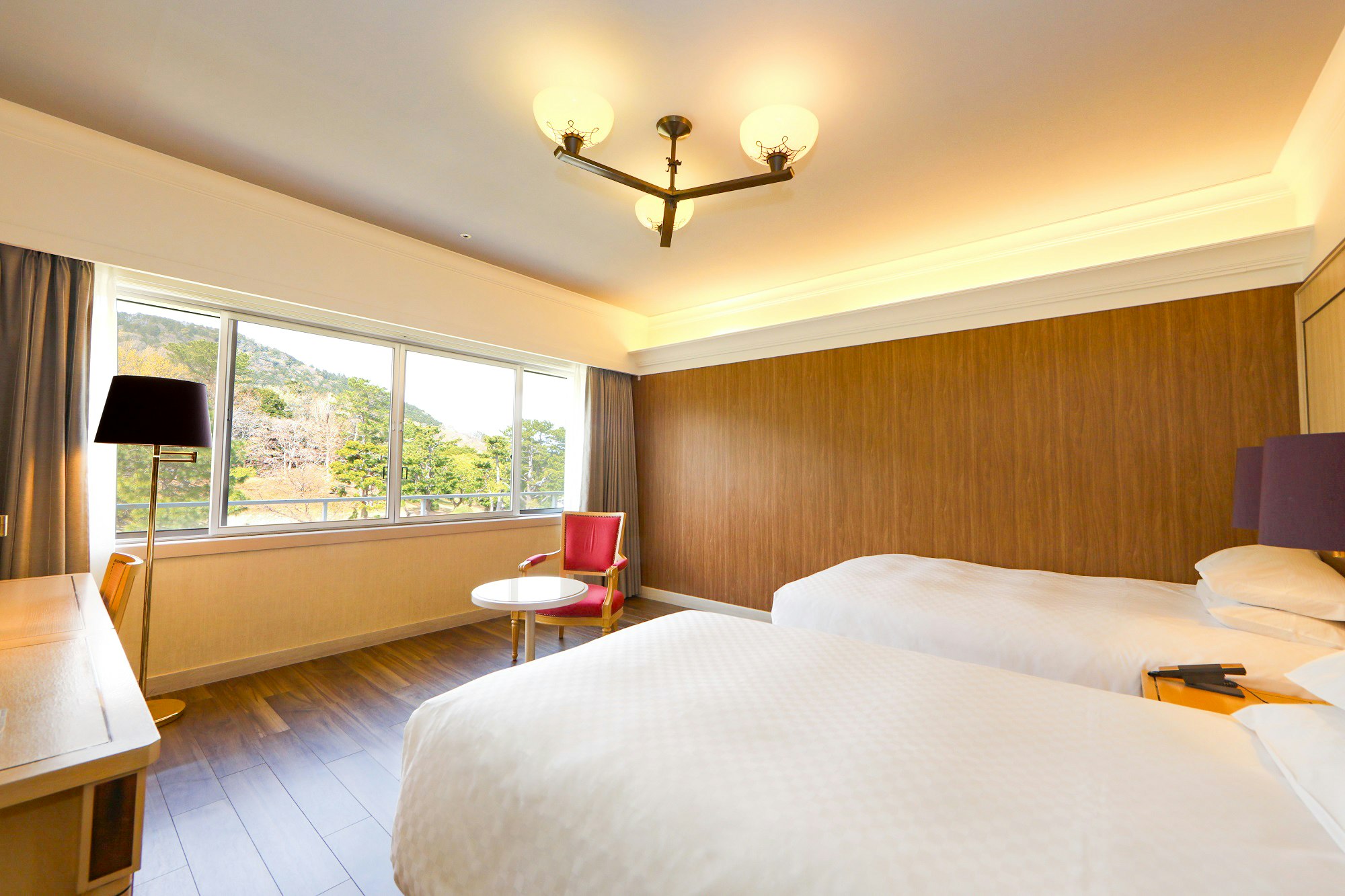 Garden View Superior Twin - Bedroom