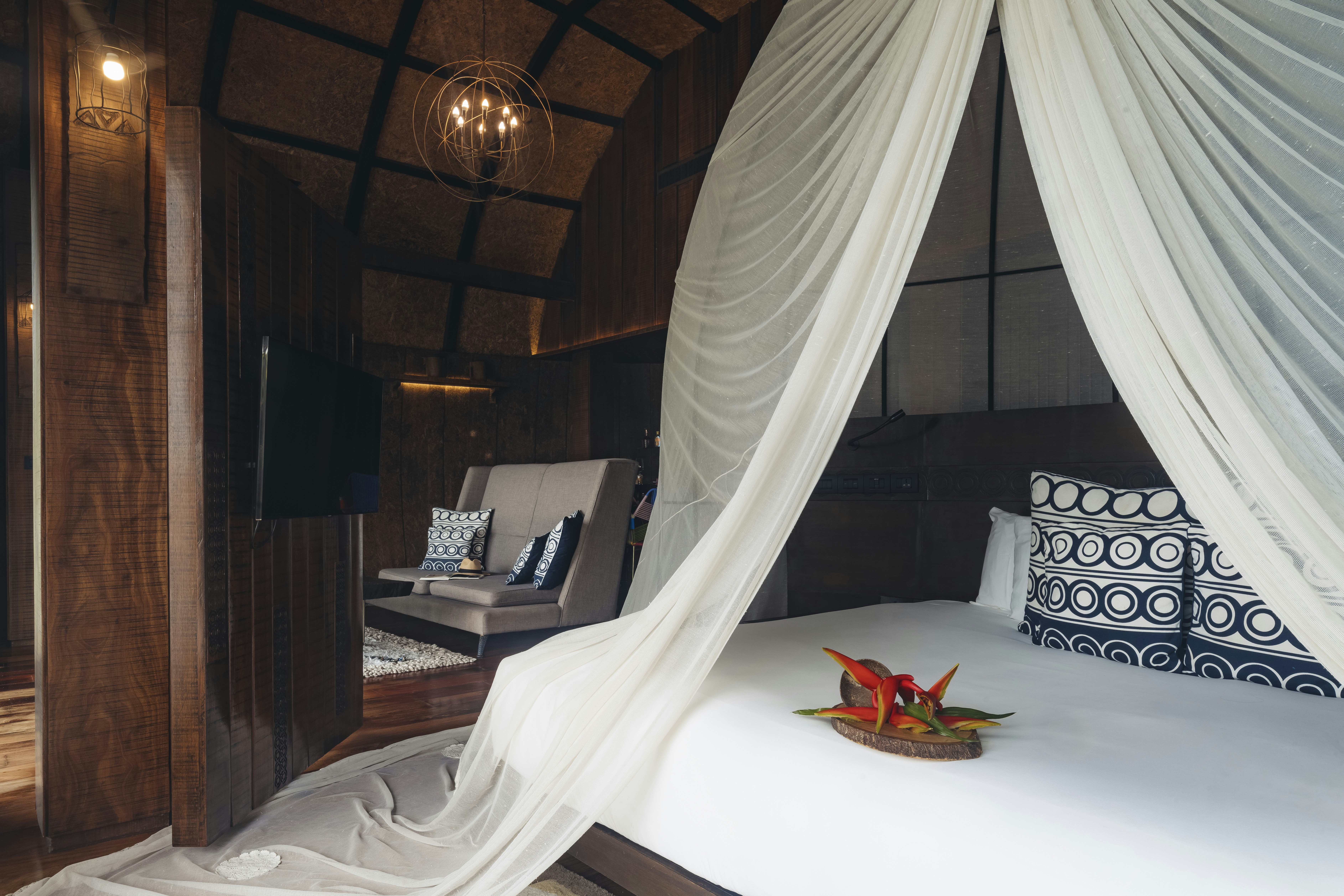 Birds Nest Pool Villa - Bedroom