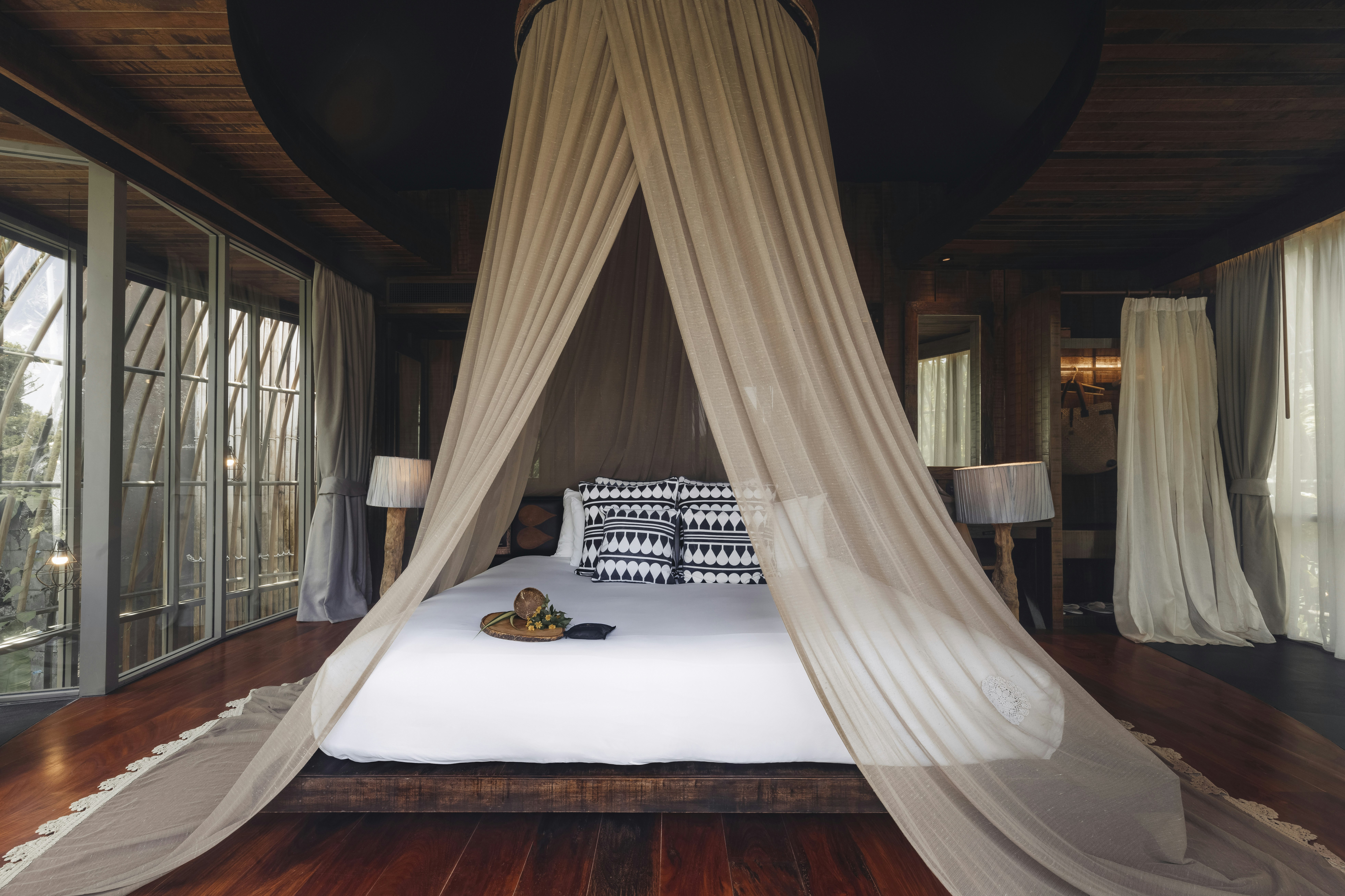 Tree Pool House - Bedroom