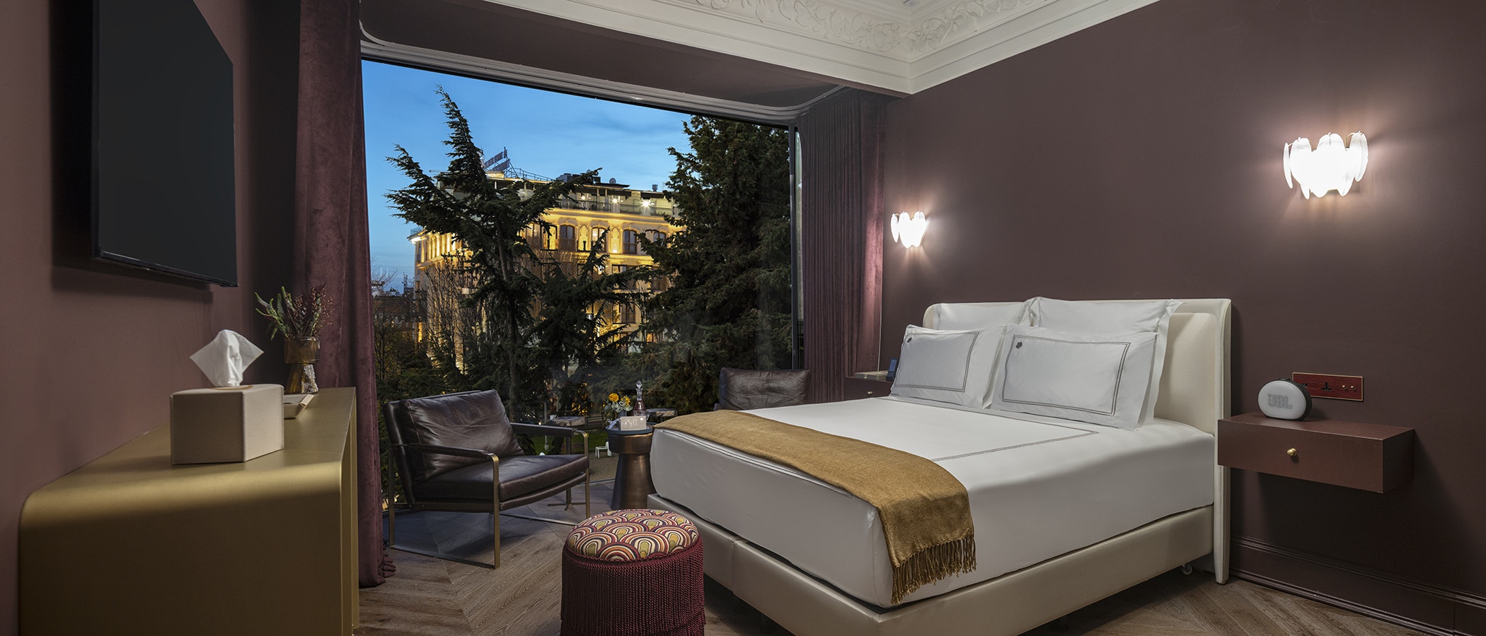 Mulberry Room - Bedroom