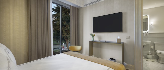 Pine Room - Bedroom