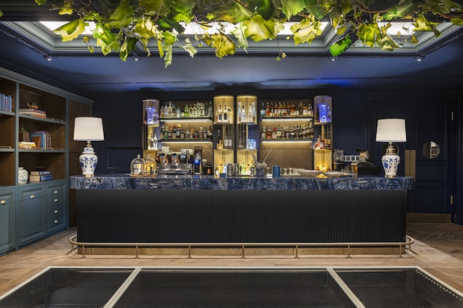 Lobby Bar