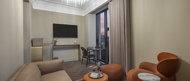 Chinar Suite - Living Area
