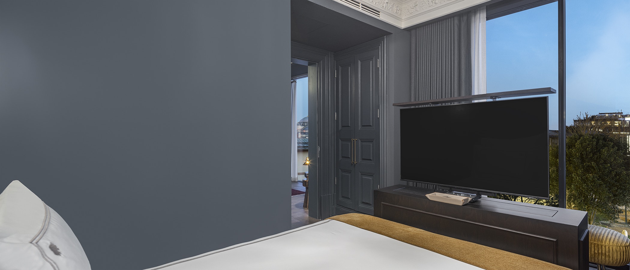 Komana Suite - Bedroom