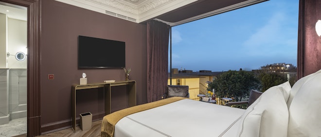 Mulberry Room - Bedroom