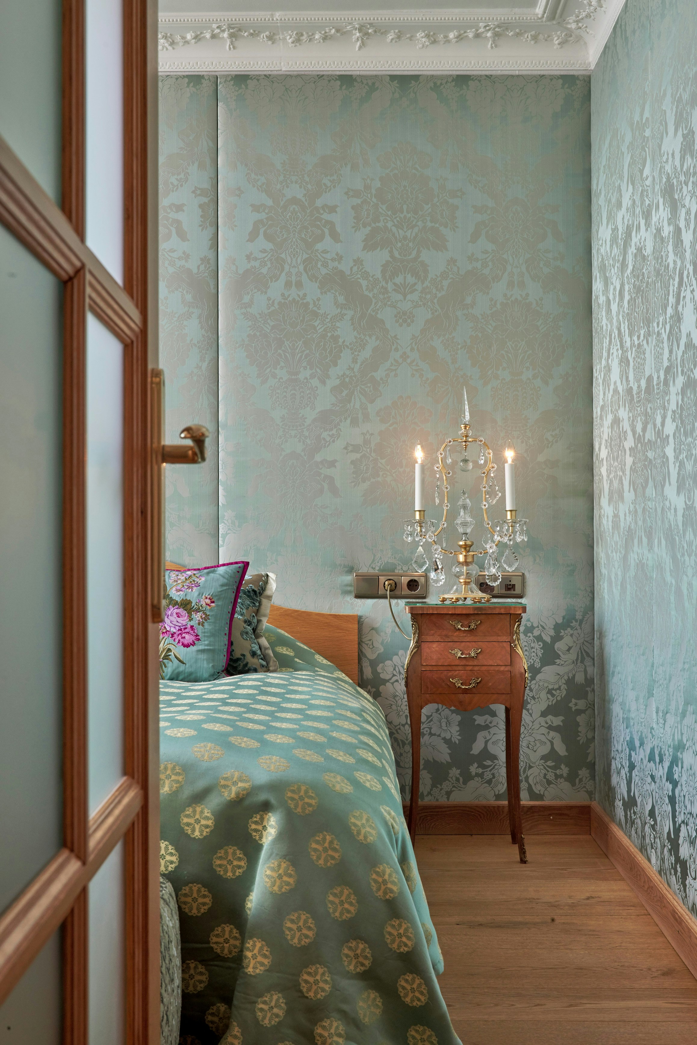 1 Bedroom Suite - Winter Edition