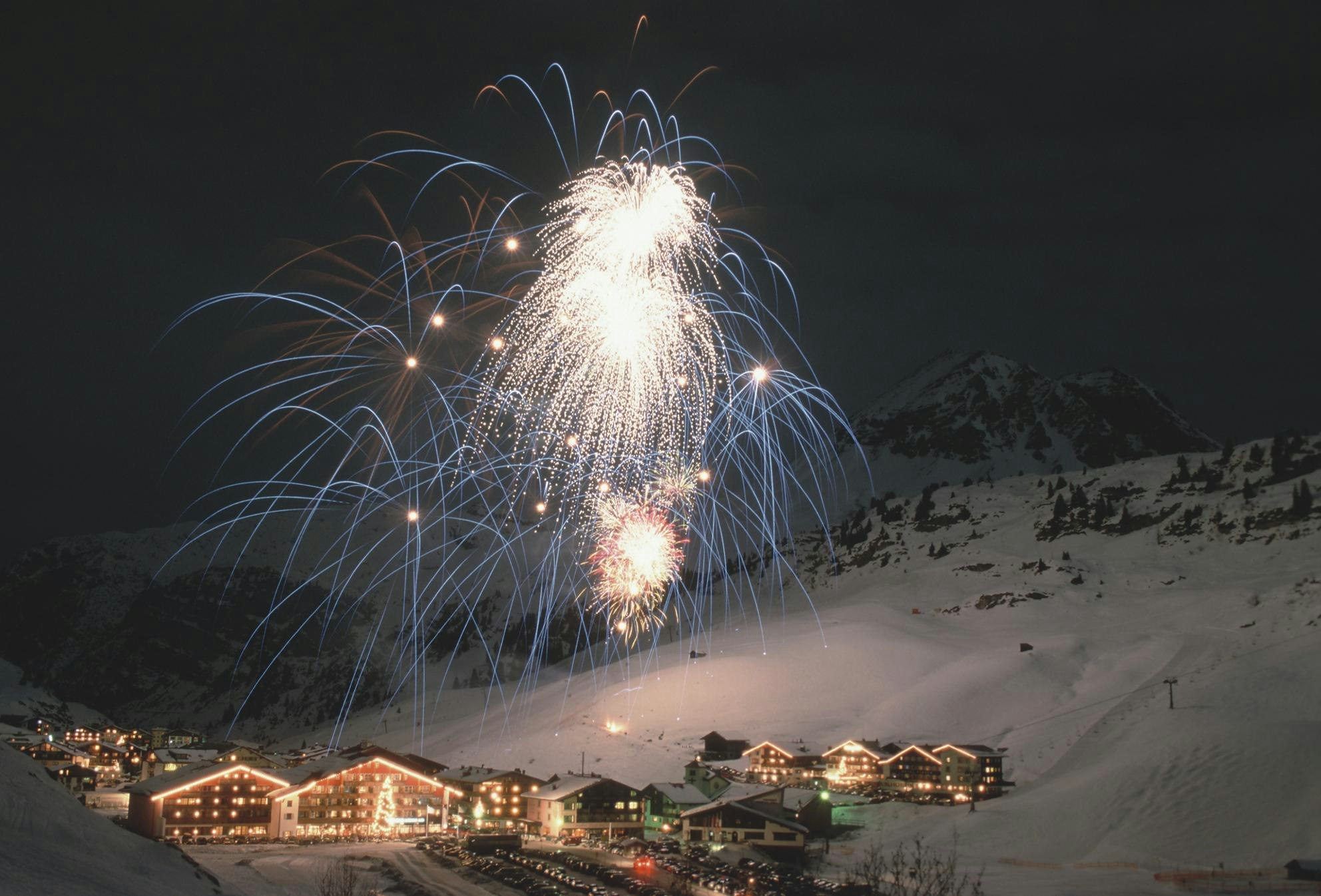 Fireworks over Lech