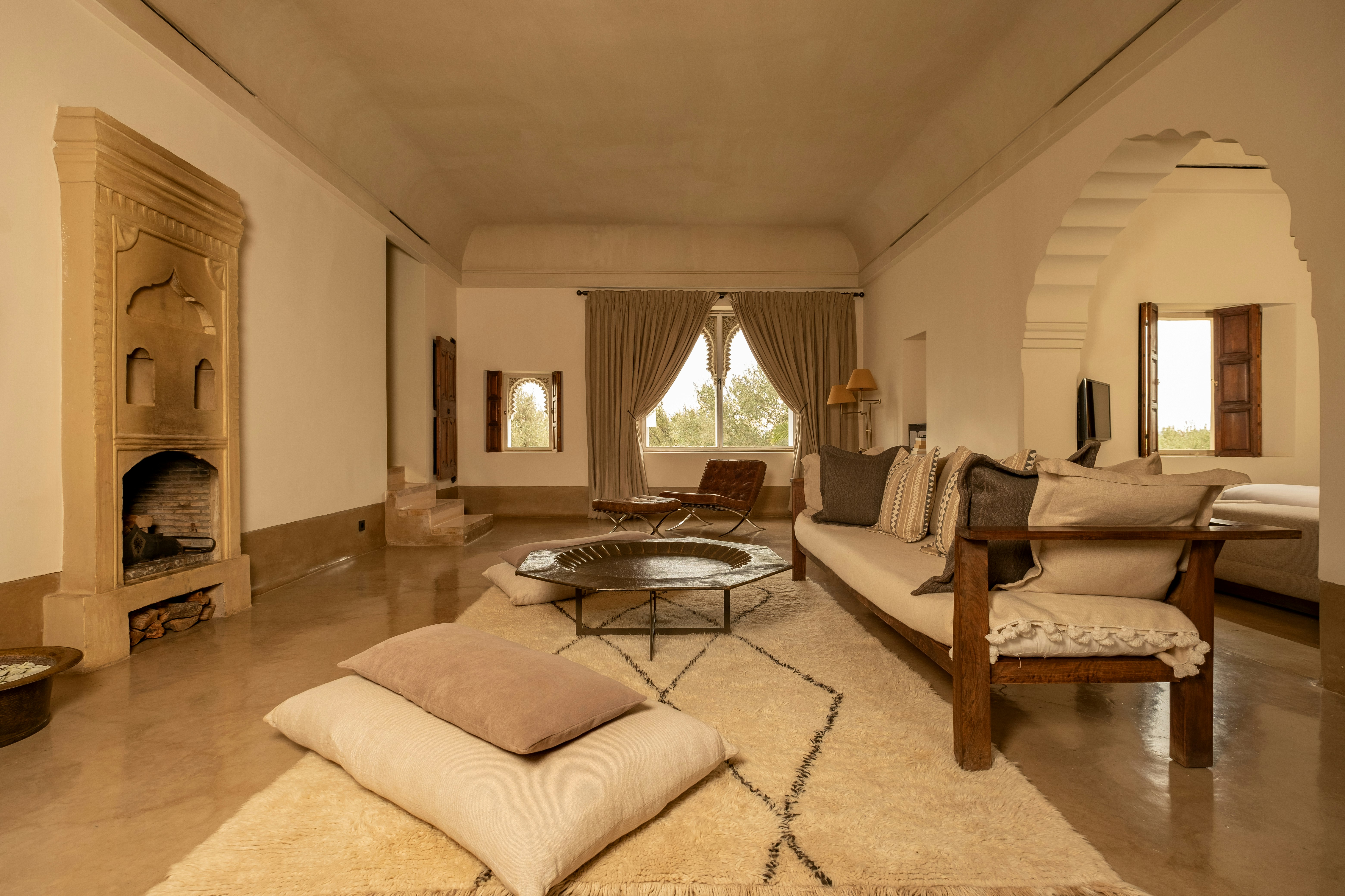 Large Harim - Living Area